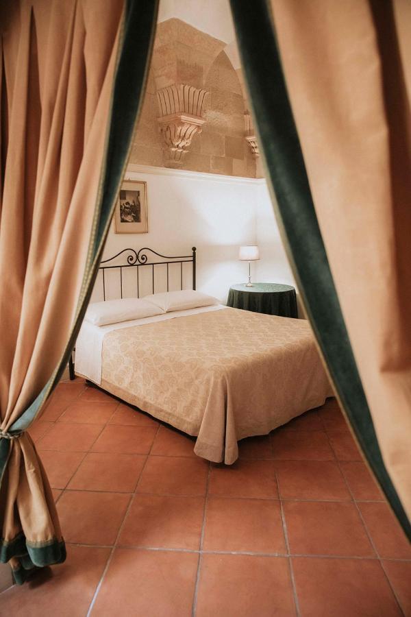 Dimora Santangelo Villa Lecce Buitenkant foto